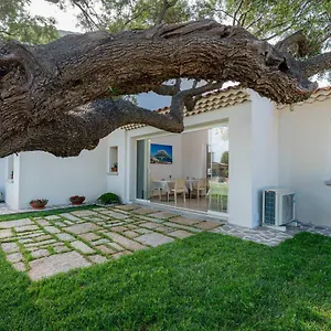 Gasthuis Residenza L'alzoni, San Teodoro (Sardinia)