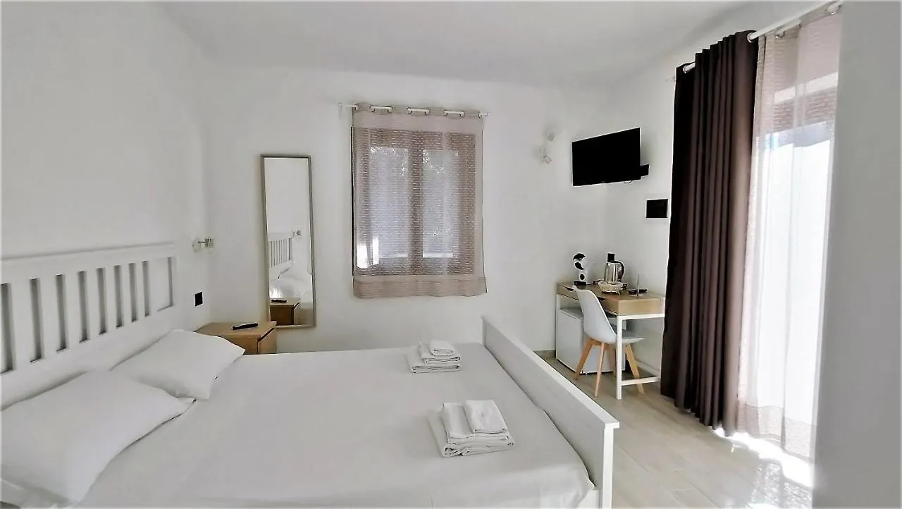 Guest house Zenia Rooms San Teodoro