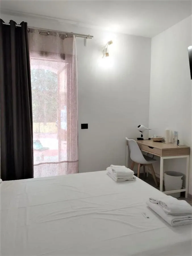 Zenia Rooms San Teodoro  San Teodoro (Sardinia)