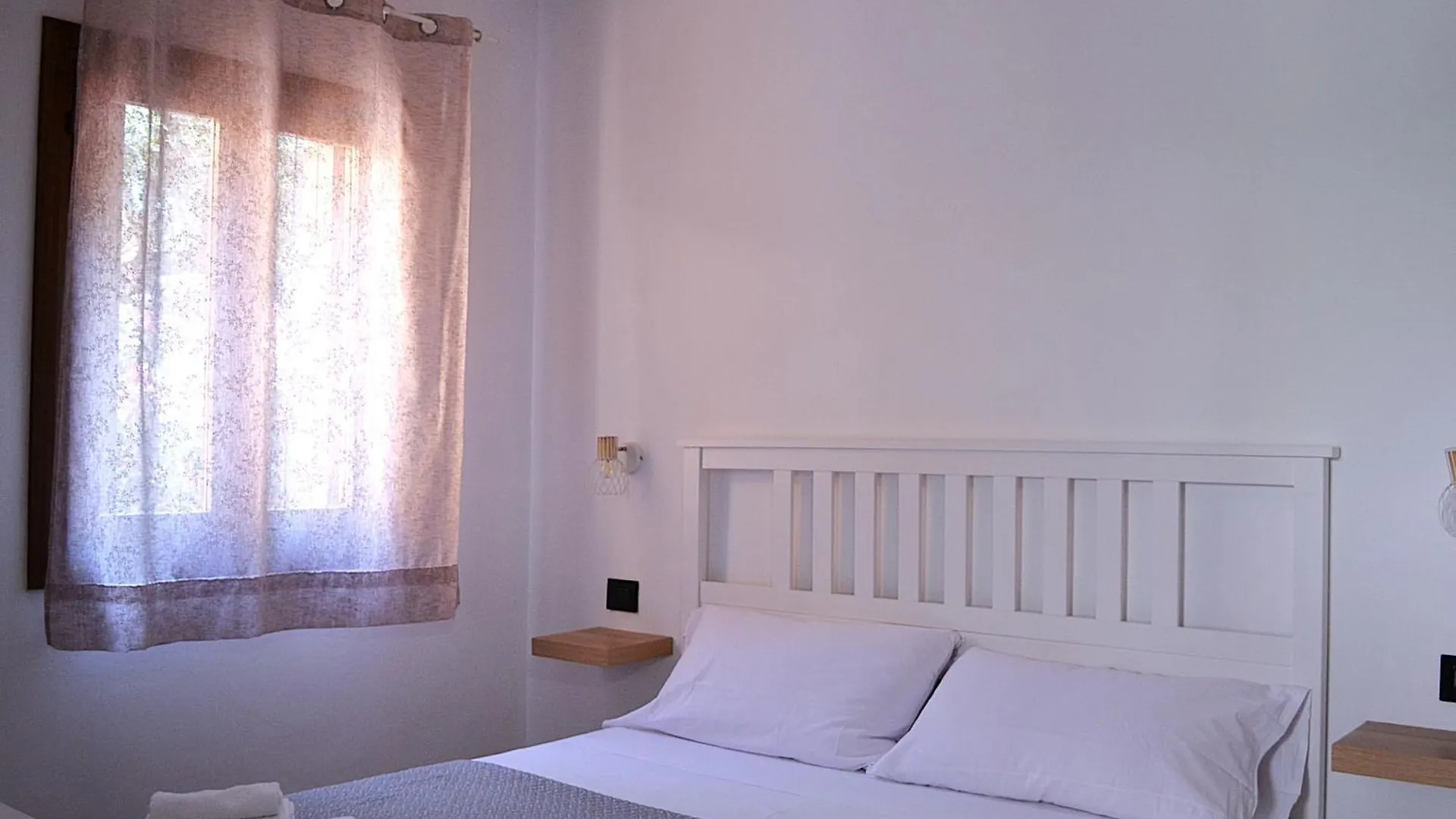 Guest house Zenia Rooms San Teodoro